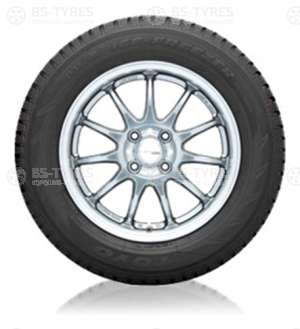Toyo Observe Ice Freezer 235/55 R18 104T
